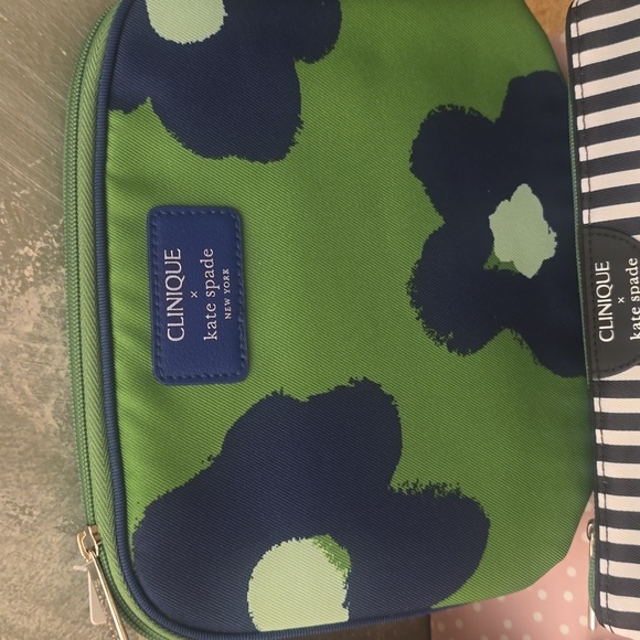 4 Clinique x Kate Spade Large Cosmetic Bags New - Picture 3 of 7